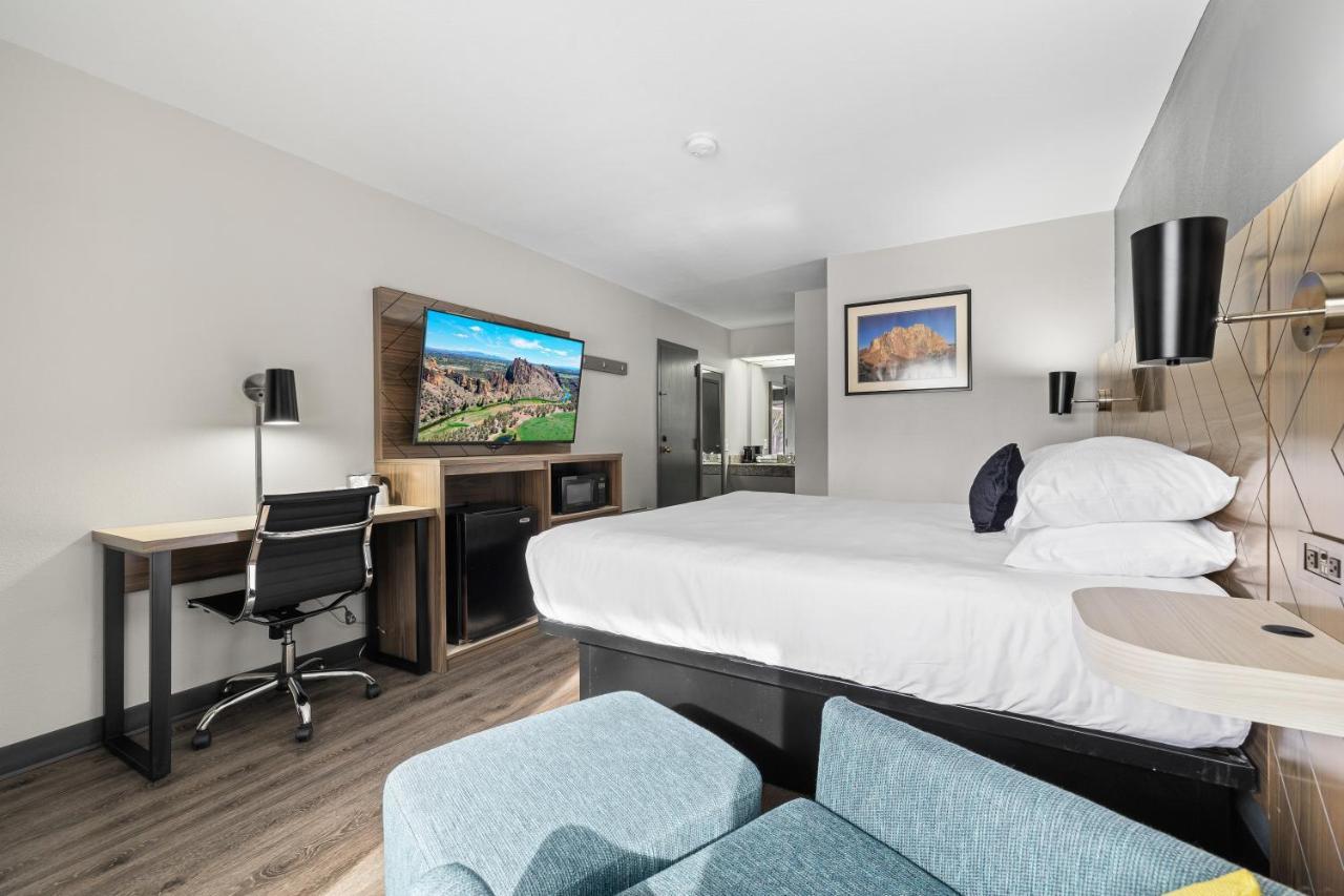 Red Lion Inn & Suites Deschutes River - Bend Eksteriør bilde