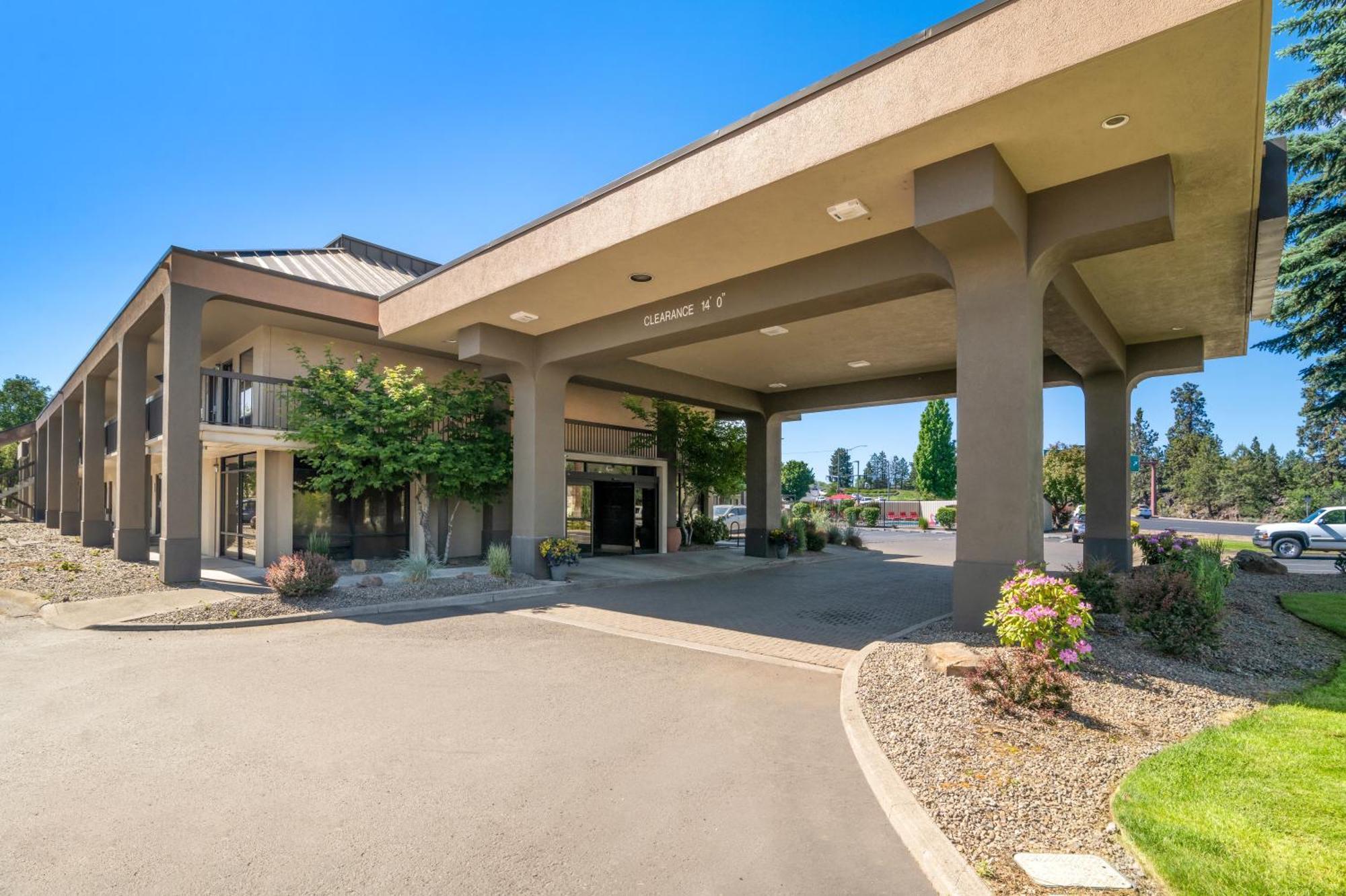 Red Lion Inn & Suites Deschutes River - Bend Eksteriør bilde